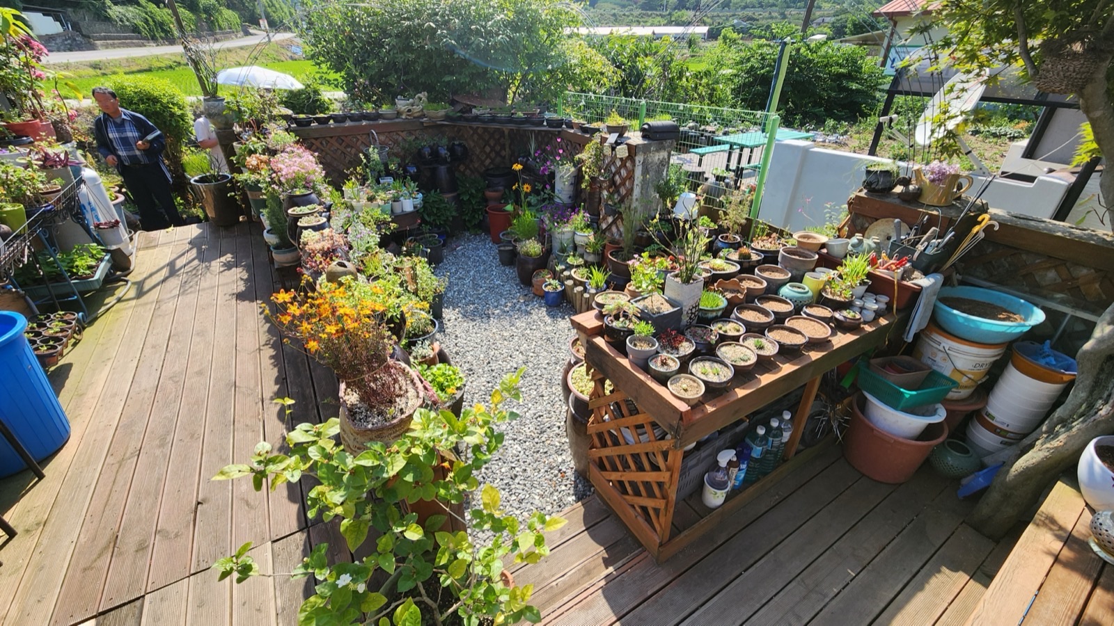 개울가 화초정원